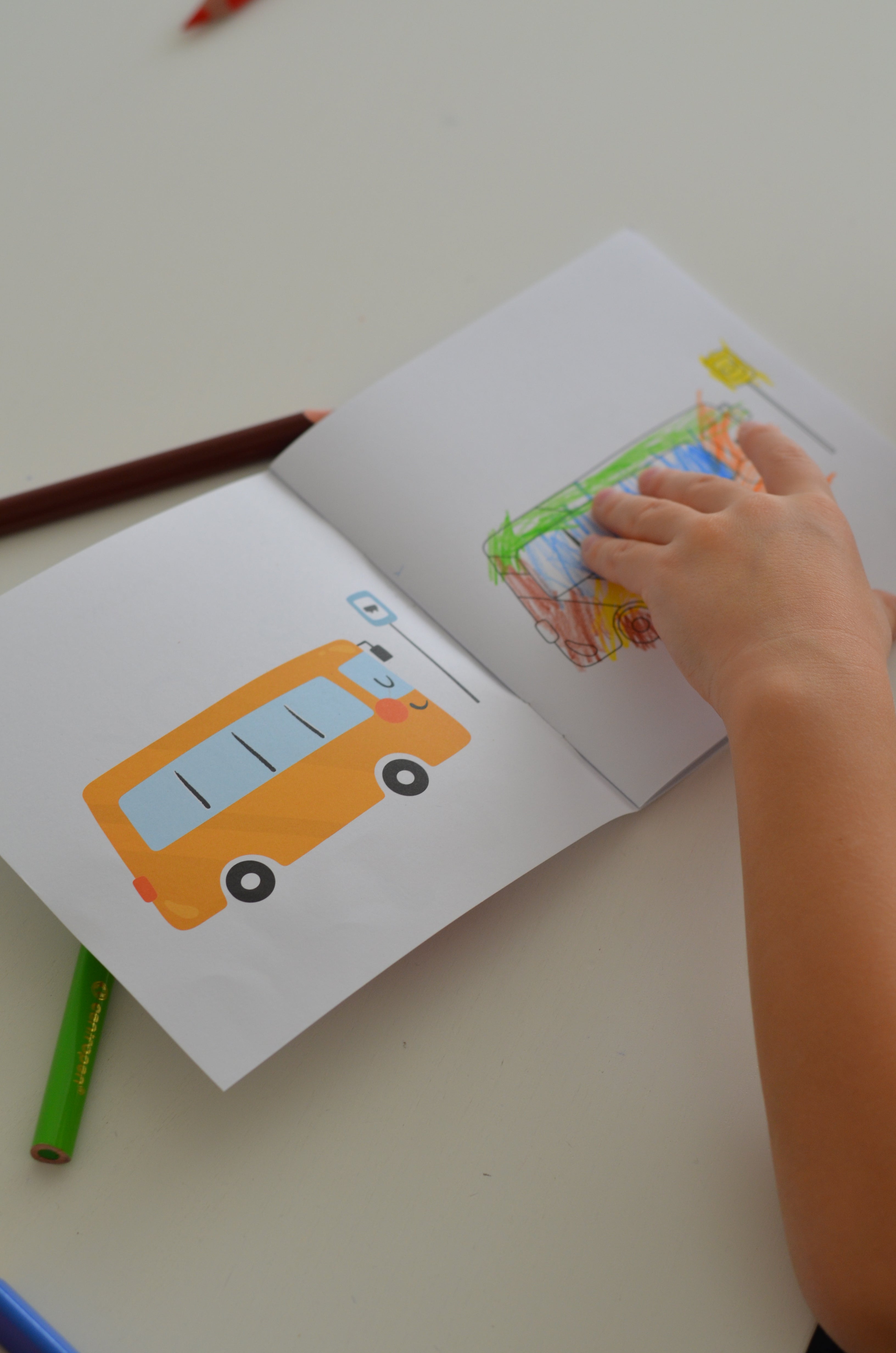 COLOURING BOOK Vehicles