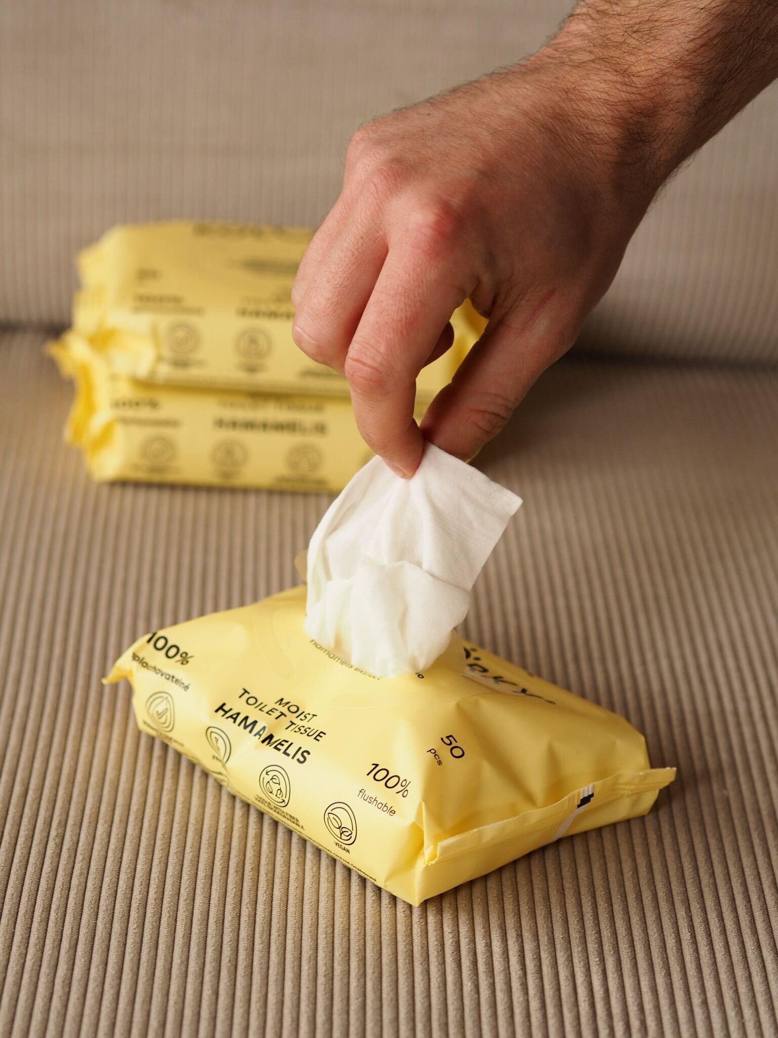 MOIST TOILET TISSUE Hamamelis, 4 kosi