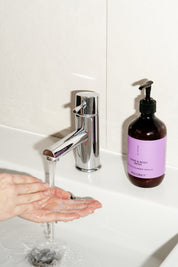 HAND & BODY WASH, Patchouli & Amber Vanilla, 490 ml